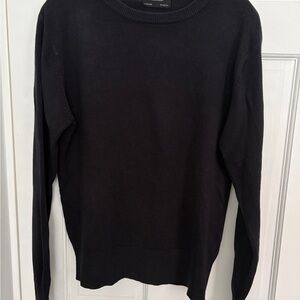 Classic Men's Crewneck Sweater - Black